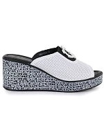 Dámské kožené žabky na platformě bílé S.Barski 7012