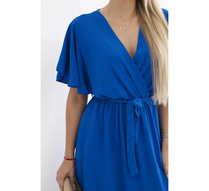 Šaty s vrstveným výstřihem chrpově modrá