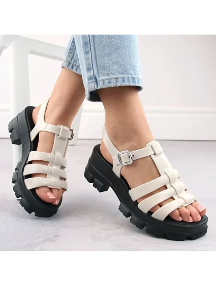 Gumové sandály s W model 20183827 - Zaxy