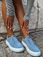 Polobotky Sneakersy na platformě z přírodního semiše modré Blushy