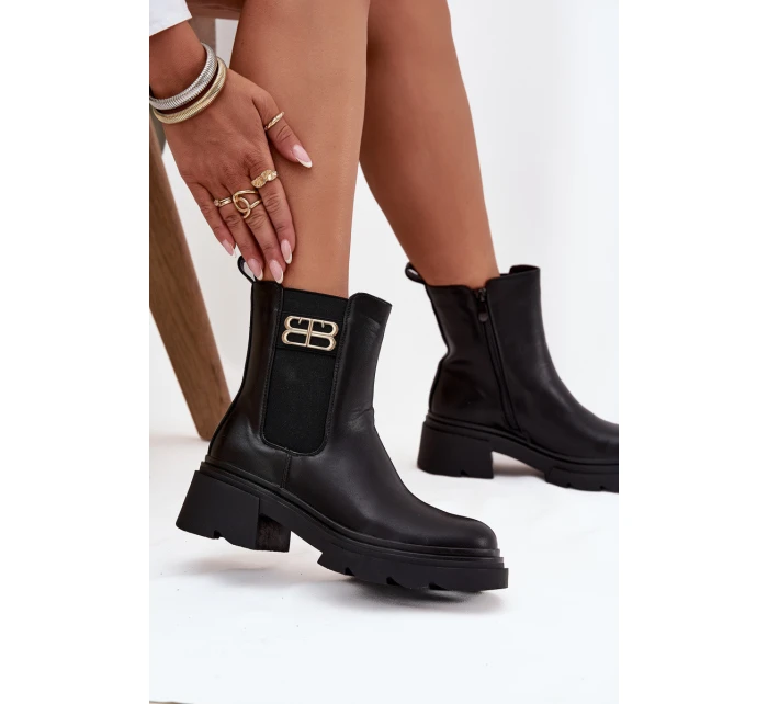 Dámské kotníkové boty se zlatým detailem zateplené černé model 21710118 - Boto