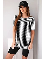 Dámský viskózový pruhovaný komplet s krátkým rukávem a šortkami černý Dámský viskózový pruhovaný komplet s krátkým rukávem a šortkami černý
