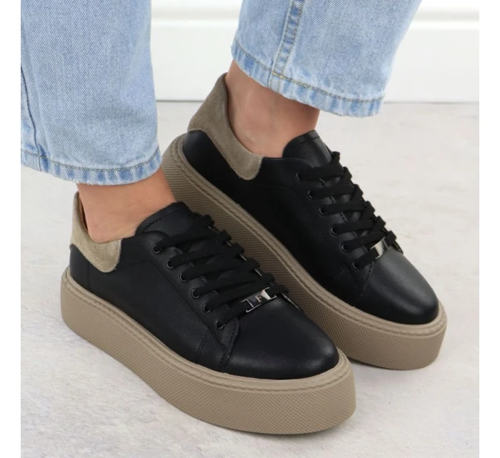 Dámské kožené sportovní polobotky na platformě černé Filippo DP6119