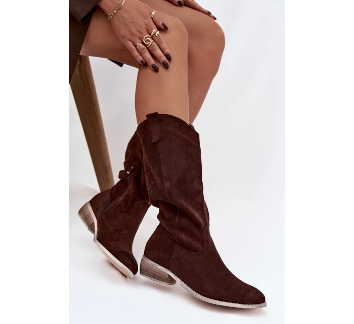 Kovbojky Na Nízkém Podpatku Z Eko Semiše Čokoládové model 21757733 - Boto Kovbojky Na Nízkém Podpatku Z Eko Semiše Čokoládové model 21757733 - Boto