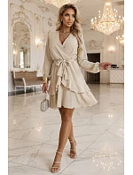 671-1 Smyslné mini šaty s obálkovým výstřihem - béžové 671-1 Smyslné mini šaty s obálkovým výstřihem - béžové