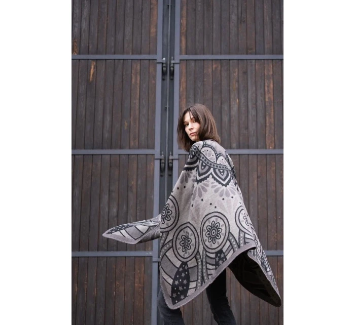 Pončo model 21427317 Paisley Winter - Art of polo