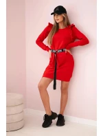 Dámské šaty s volánky a páskem červený