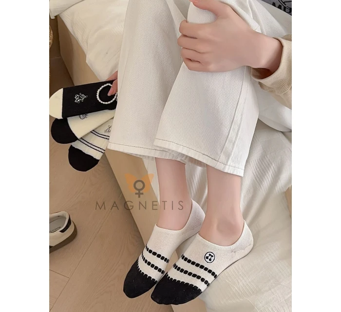 baleríny model 22021228 - Magnetis