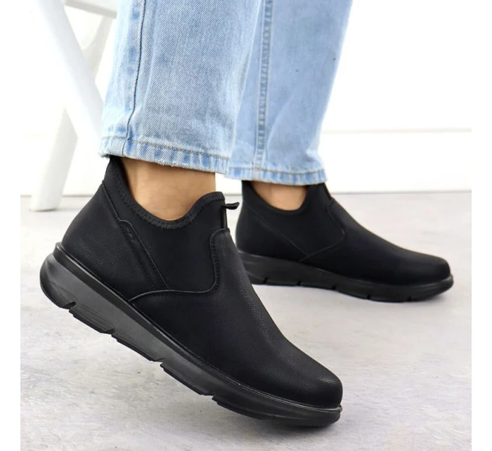 Dámské nízké kozačky černé Potocki 25-90356