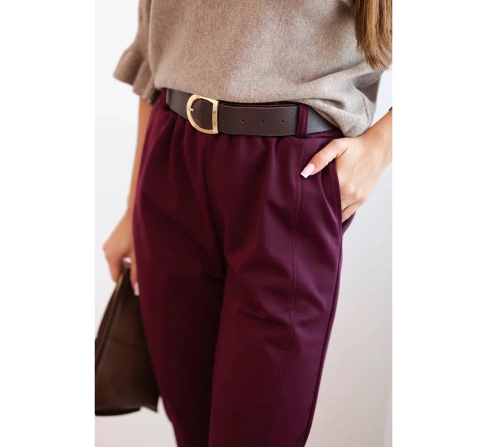 Dámské viskózové kalhoty s páskem a model 21407253 nohavicemi bordové - K-Fashion Dámské viskózové kalhoty s páskem a model 21407253 nohavicemi bordové - K-Fashion