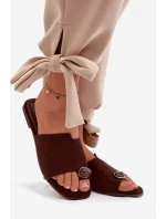 Dámské ploché pantofle s ozdobným detailem z eko semiše Čokoládové Selavine