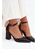 Lodičky na podpatku z imitace kůže Černé Selvra