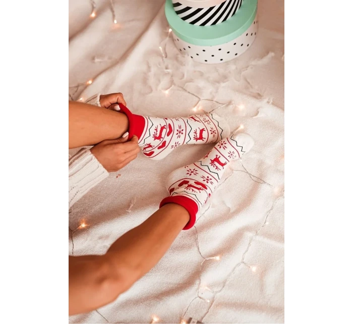 SKARPETKI DAMSKIE FROTTE I model 20699214 - Milena SKARPETKI DAMSKIE FROTTE I model 20699214 - Milena