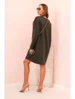 Dámská viskózová sukýnka Plus Size s model 21232407 na řetízku khaki - K-Fashion