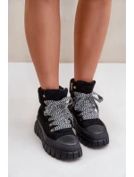 Dámské Zateplené Botky Trapery Na Platformě Černé model 21680175 - EVENTO