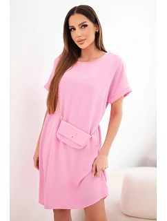 Dámské šaty s krátkým rukávem a kabelkou na řetízku bonbónově růžová