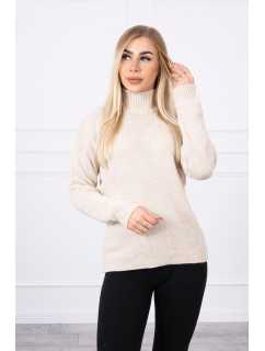 Béžový svetr s vysokým výstřihem