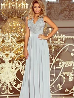 Dlouhé dámské šaty ve stříbrné barvě bez rukávů a s vyšívaným výstřihem model 6405966