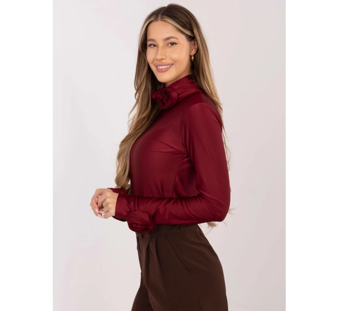 Dámská halenka ve vínové bordó barvě s růžemi model 21818055 - Factory Price Dámská halenka ve vínové bordó barvě s růžemi model 21818055 - Factory Price