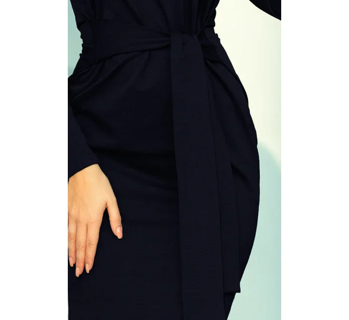 Tmavě modré dámské šaty se širokým páskem k zavazování model 6703284