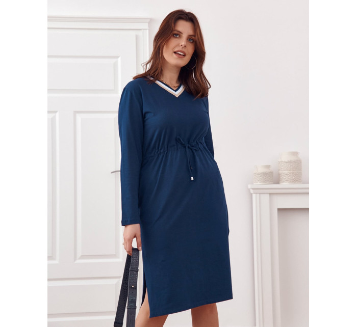 Šaty Plus Size se zavazováním v pase v tmavě modré barvě