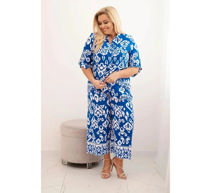Dámská plus size viskózová souprava s geometrickým potiskem chrpová modrá Dámská plus size viskózová souprava s geometrickým potiskem chrpová modrá