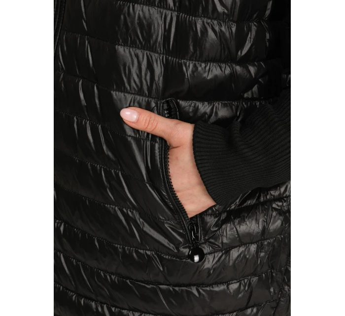 Dámská prošívaná bunda s kapucí černá FashionStreet TY5529