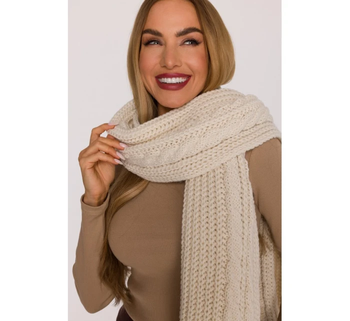 model 21417274 Pletená šála barva ecru - Moe model 21417274 Pletená šála barva ecru - Moe