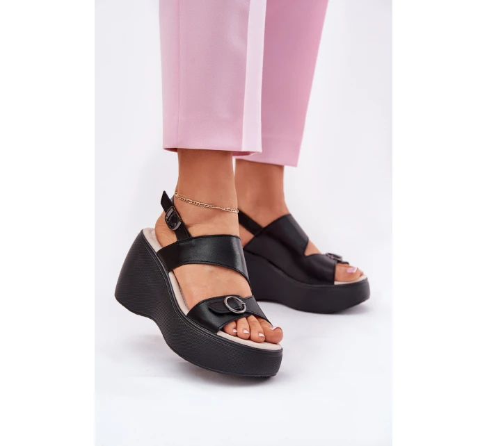 Kožené dámské sandály na platformě a podpatku model 21695743 černé - S.Barski
