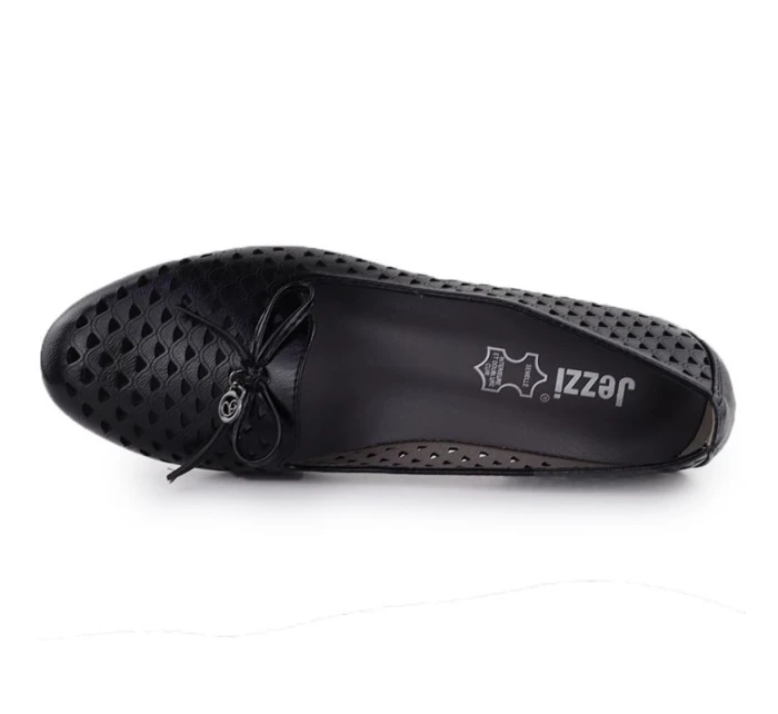 Dámské ažurové boty black model 22009343 - JEZZI Dámské ažurové boty black model 22009343 - JEZZI