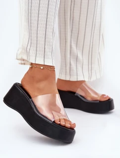 Dámské pantofle s páskem na klínu černé model 21696443 - Boto