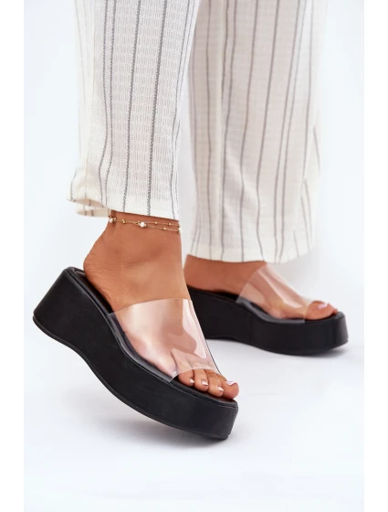 Dámské pantofle s páskem na klínu černé model 21696443 - Boto