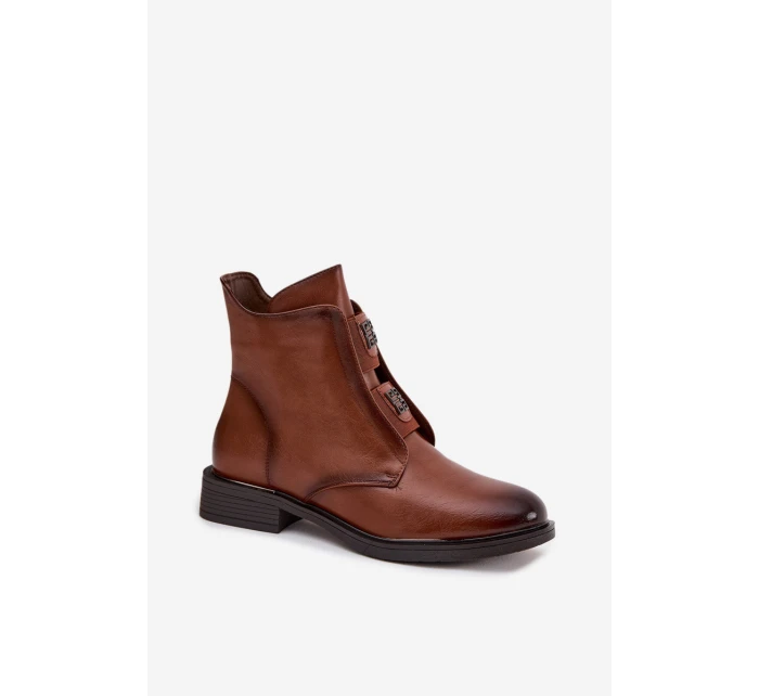 Dámské boty s izolací na nízkém podpatku s ozdobami hnědé model 21712145 - EVENTO Dámské boty s izolací na nízkém podpatku s ozdobami hnědé model 21712145 - EVENTO