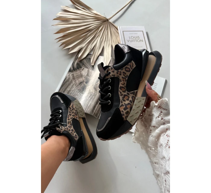 Kožené dámské tenisky na platformě Panterka model 21712452 Černé - Artiker