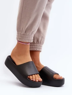 Dámské pantofle se silnou podrážkou černé Oreithano