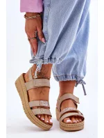 Dámské kožené sandály se suchým zipem Béžové Fresh Look Dámské kožené sandály se suchým zipem Béžové Fresh Look