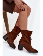Dámské semišové botky na podpatku Zazoo – hnědé Dámské semišové botky na podpatku Zazoo – hnědé