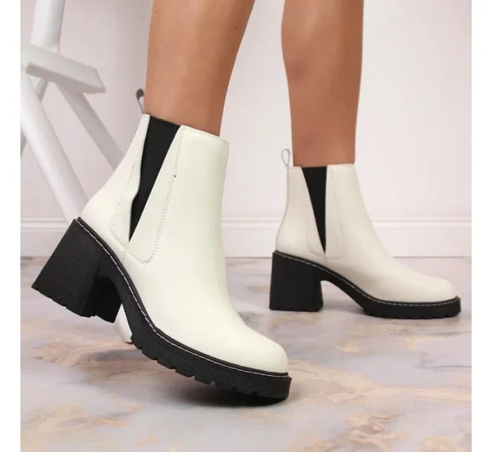 Zateplené boty Artiker W HBH42 s podpatkem na jehlovém podpatku