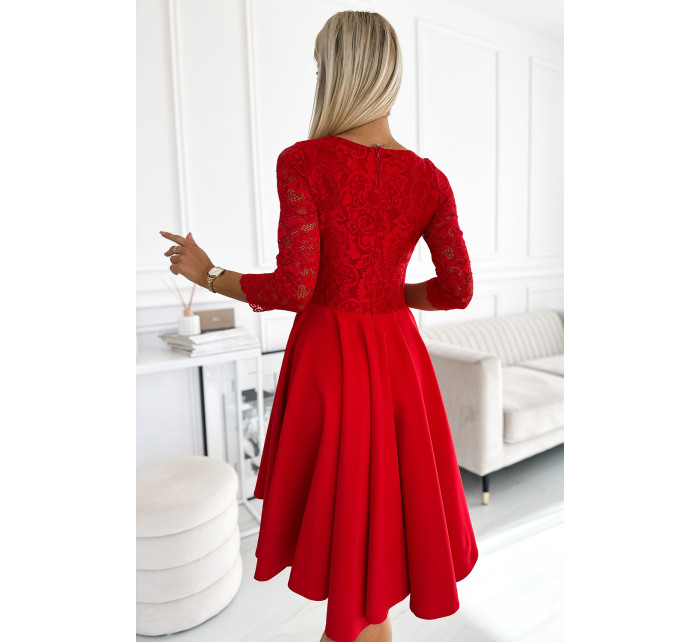 NICOLLE - Červené dámské šaty s krajkovým výstřihem a delším zadním dílem 210-16
