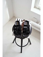 Dámské pantofle na masivní platformě s pásky Big Star model 22069662 Černé - Big Star Shoes Dámské pantofle na masivní platformě s pásky Big Star model 22069662 Černé - Big Star Shoes