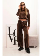 Dámský teplákový komplet z veluru se širokými nohavicemi a mikinou s kapucí hnědý Dámský teplákový komplet z veluru se širokými nohavicemi a mikinou s kapucí hnědý
