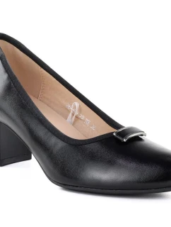Černé lodičky na jehlovém podpatku model 22015101 - VINCEZA