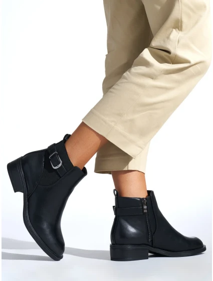 Luxusní kotníčkové boty dámské černé na plochém podpatku Luxusní kotníčkové boty dámské černé na plochém podpatku