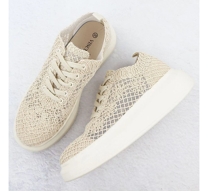 Dámská obuv na platformě se šněrováním béžová model 22098387 - VINCEZA