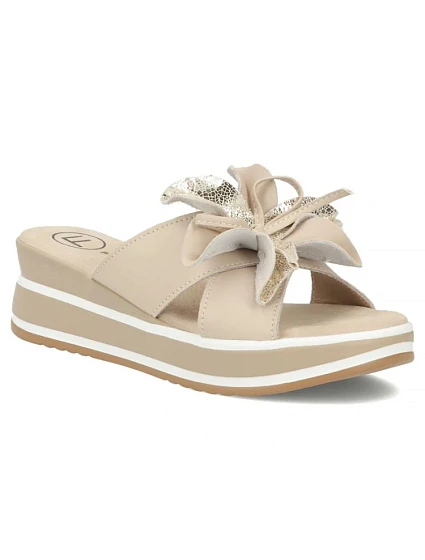 Dámské kožené žabky na květinové platformě béžové Filippo DK7636