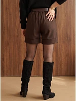 Elegantní dámské šortky s páskem v čokoládové barvě FashionStreet SY0625