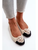 Dámské baleríny z ekologické kůže s ozdobným detailem béžové model 21666309 - Boto