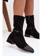 Dámské kotníkové boty na nízkém podpatku s ozdobou a páskem D&A MR52-165 Černé