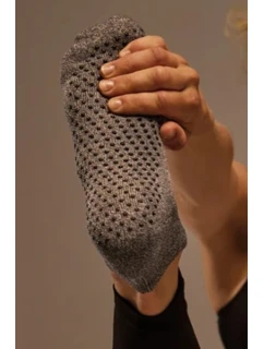 DÁMSKÉ PONOŽKY S ABS model 21730075 - Ysabel Mora