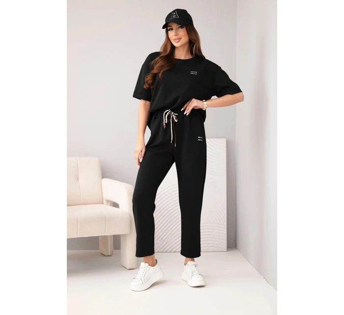 Komplet dámský viskózový máslo s krátkým rukávem a kalhotami s ohrnovanou nohavicí černý